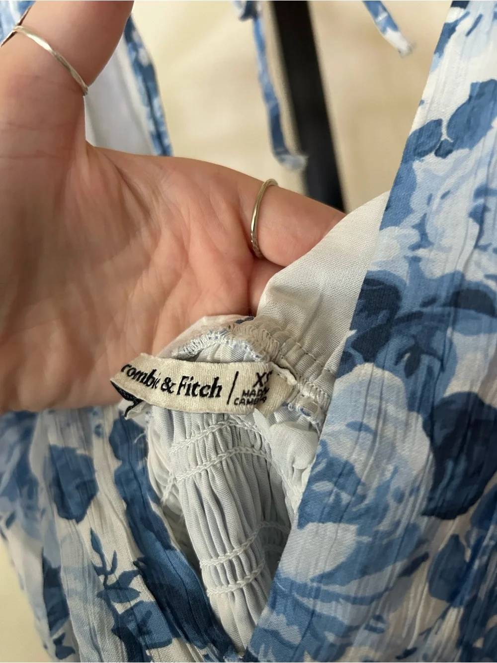 Abercrombie & Fitch Crinkle Shirred Waist Maxi Dress Floral Blue White NEW XS